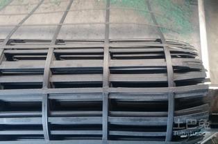 鋼(gang)塑土工格柵廠(chang)家推薦(jian)與選購(gou)指(zhi)南