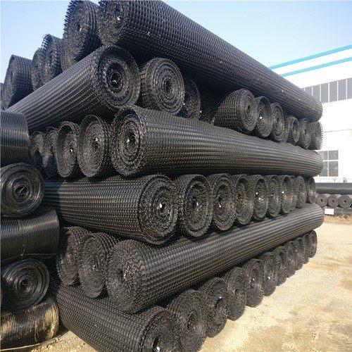 滄州道(dao)路土工格柵網(wang)廠(chang)家直(zhi)供——鋼(gang)塑土工格柵的(de)優(you)勢(shi)與應用