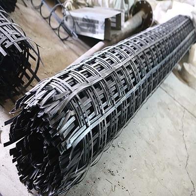 鋼(gang)塑(su)土工(gong)格(ge)柵(zha) 現代土木工程(cheng)的堅(jian)固(gu)基(ji)石